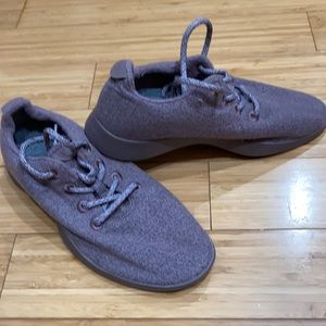 SOLD**NEW Allbirds Wool shoes M9/W10